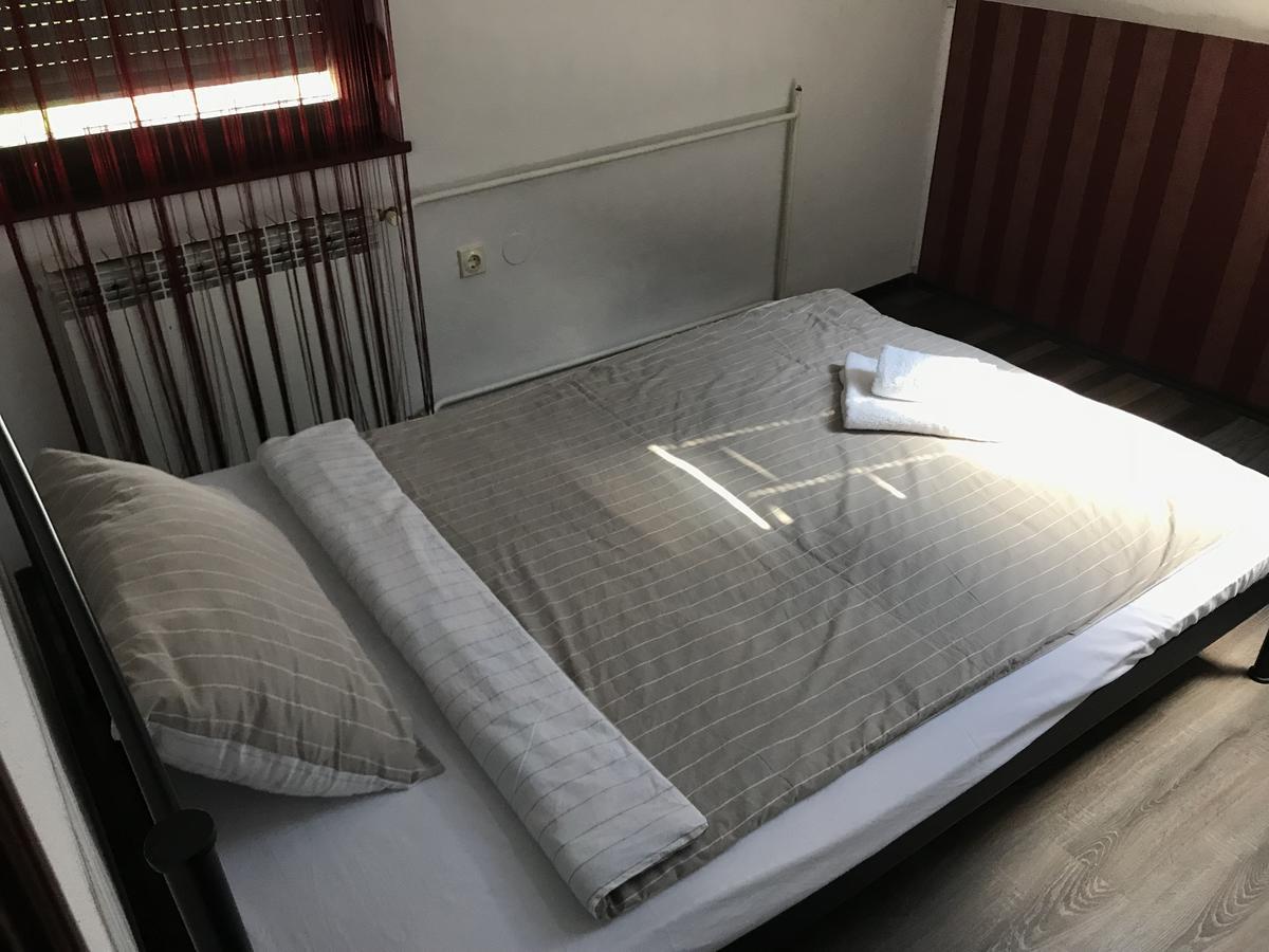 Apartman Excluziv ปรีเยดอร์ ภายนอก รูปภาพ